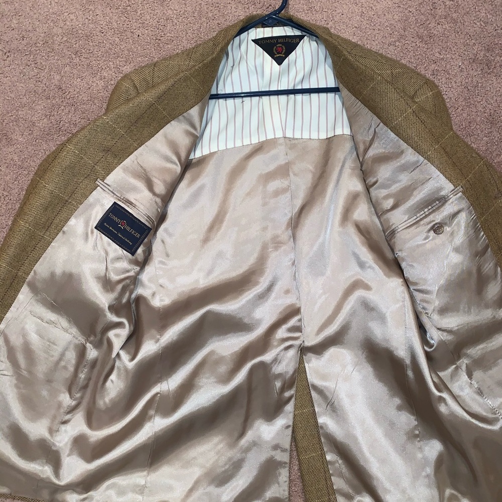 Tommy Hilfiger